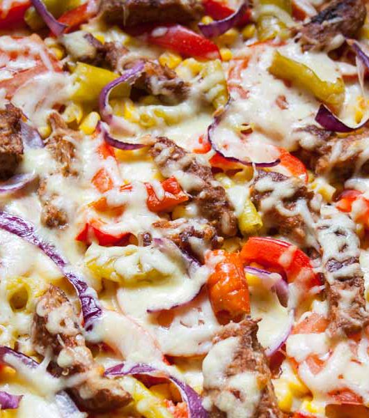 feurige BBQ-Pizza mit Sojafiletstreifen - The Vegetarian Diaries
