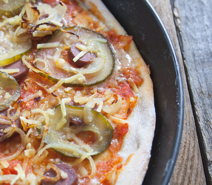 vegane Hot-Dog Pizza - The Vegetarian Diaries