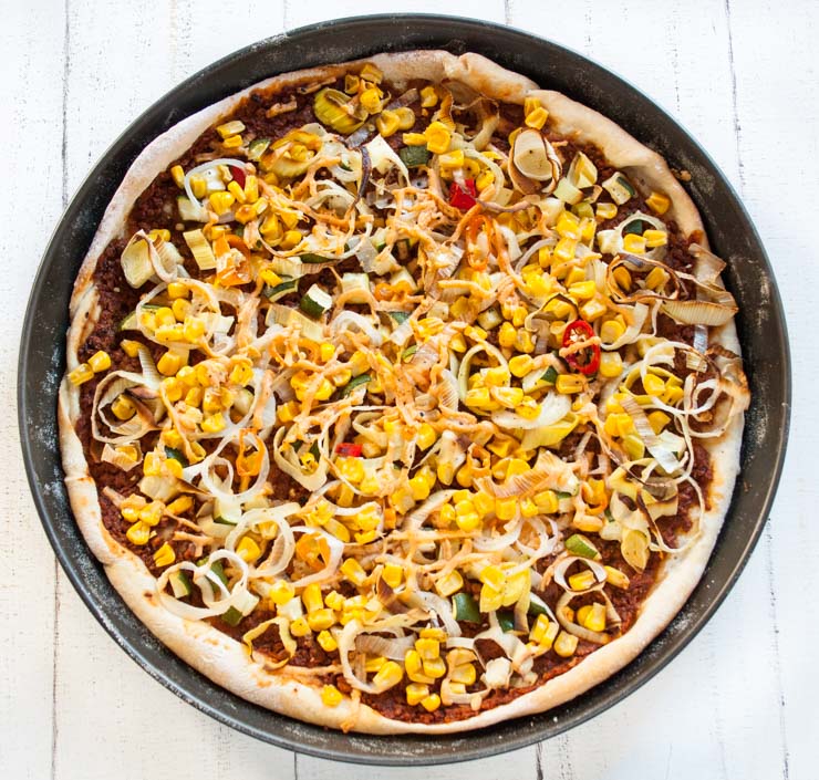Pizza mit Dayia - veganer Käse - The Vegetarian Diaries