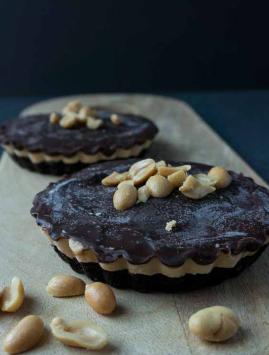 Schokoladen-Erdnussbutter-Oreo Tartelettes - The Vegetarian Diaries