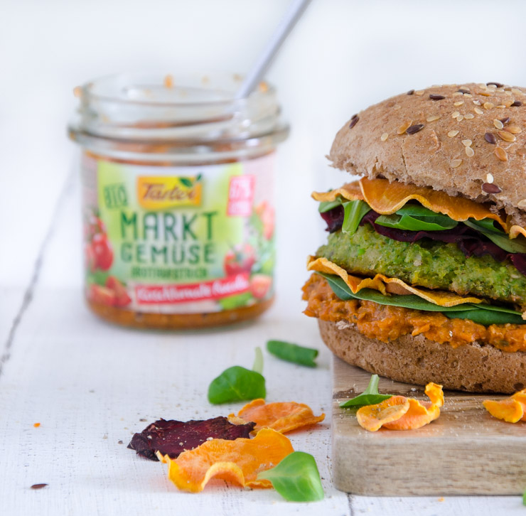 Hulk Burger mit Süßkartoffel &amp; Rote Bete Chips – The Vegetarian Diaries